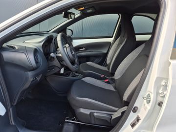 Toyota Aygo (X) - 11