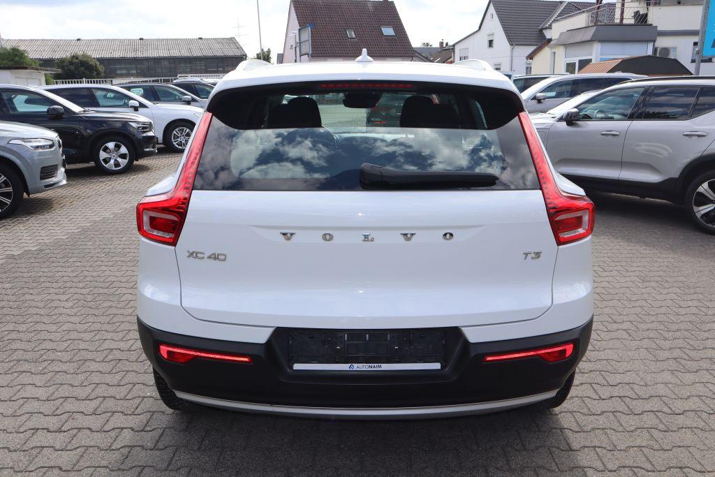 Volvo XC40 T3 Momentum Pro|NAVIGATION|R-CAM|PDC|