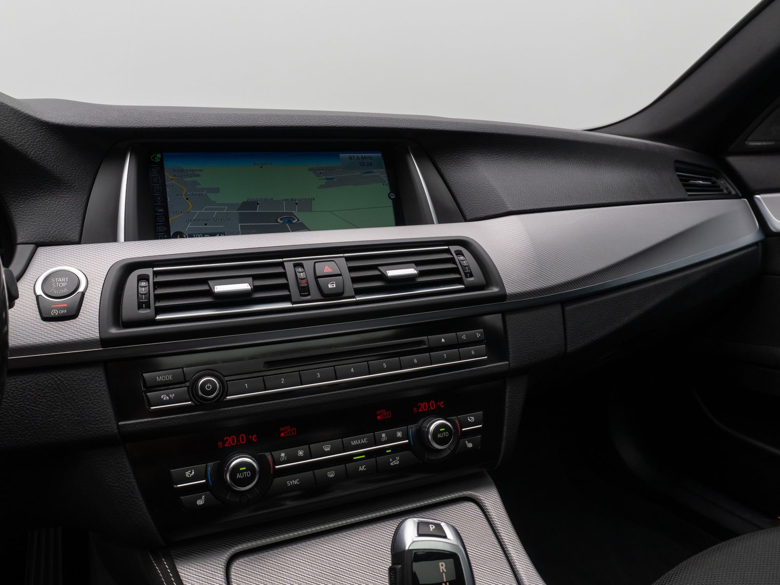 Fahrzeugabbildung BMW 530d M Sport Kamera H/K Alarm HUD Panorama AHK