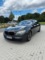 BMW 730d M-Paket/ACC/HUD/SOFT/KEYL/SPUR/TO... - BMW 730 in Gelsenkirchen