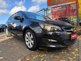 Opel Astra J Sports Tourer NAVI*TEMPOMAT*BT*KAMERA - Opel Astra Gebrauchtwagen in Hamburg
