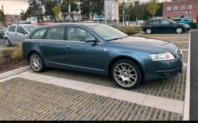 Audi A6 Avant Quattro Scheckheft TÜV