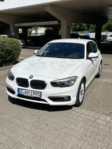 BMW Top-Zustand- Aktueller TÜV- BMW 118i Advantage