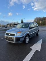 Ford Fusion 1.6 L Klima AHK HU/AU 03/2028 - Ford Fusion mit Anhängerkupplung