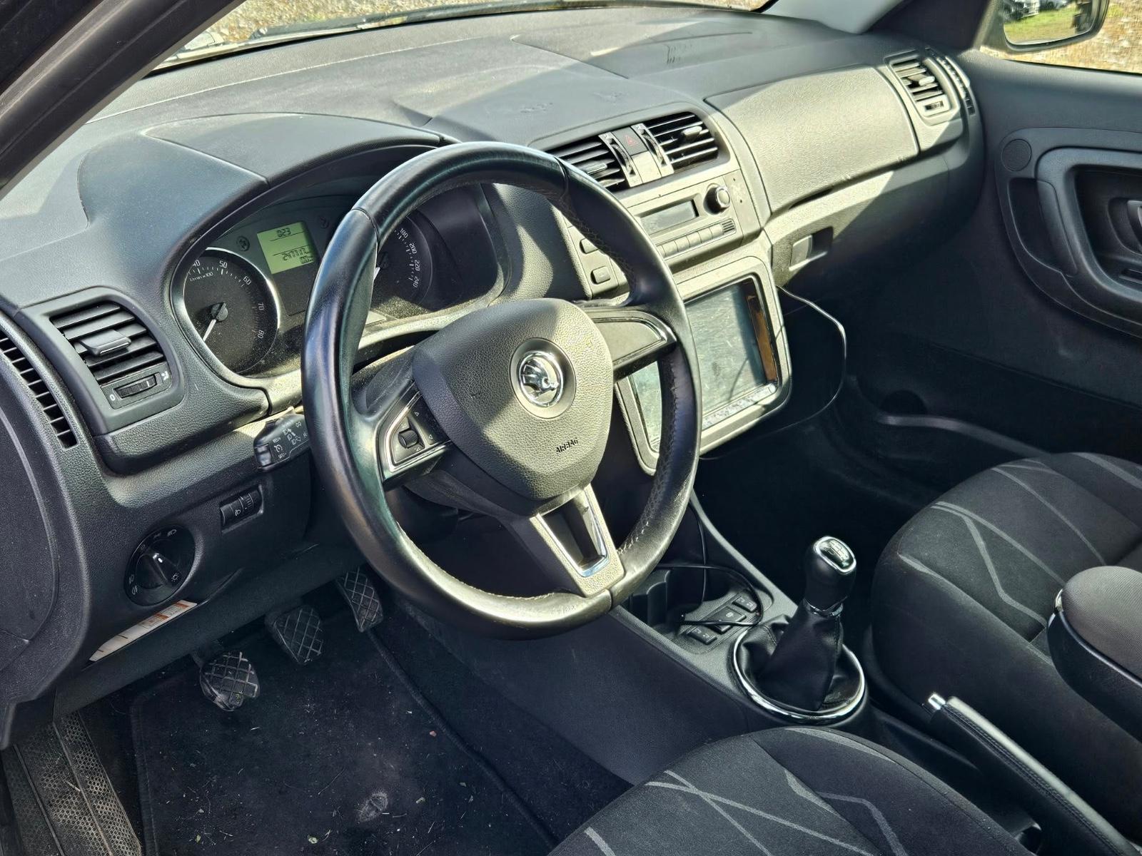 Skoda Roomster 2013 — photo 9
