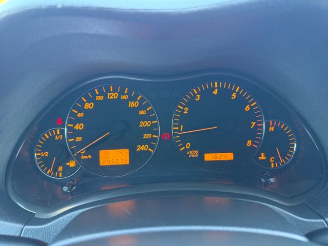 Toyota Avensis Kombi 2.0 Executive