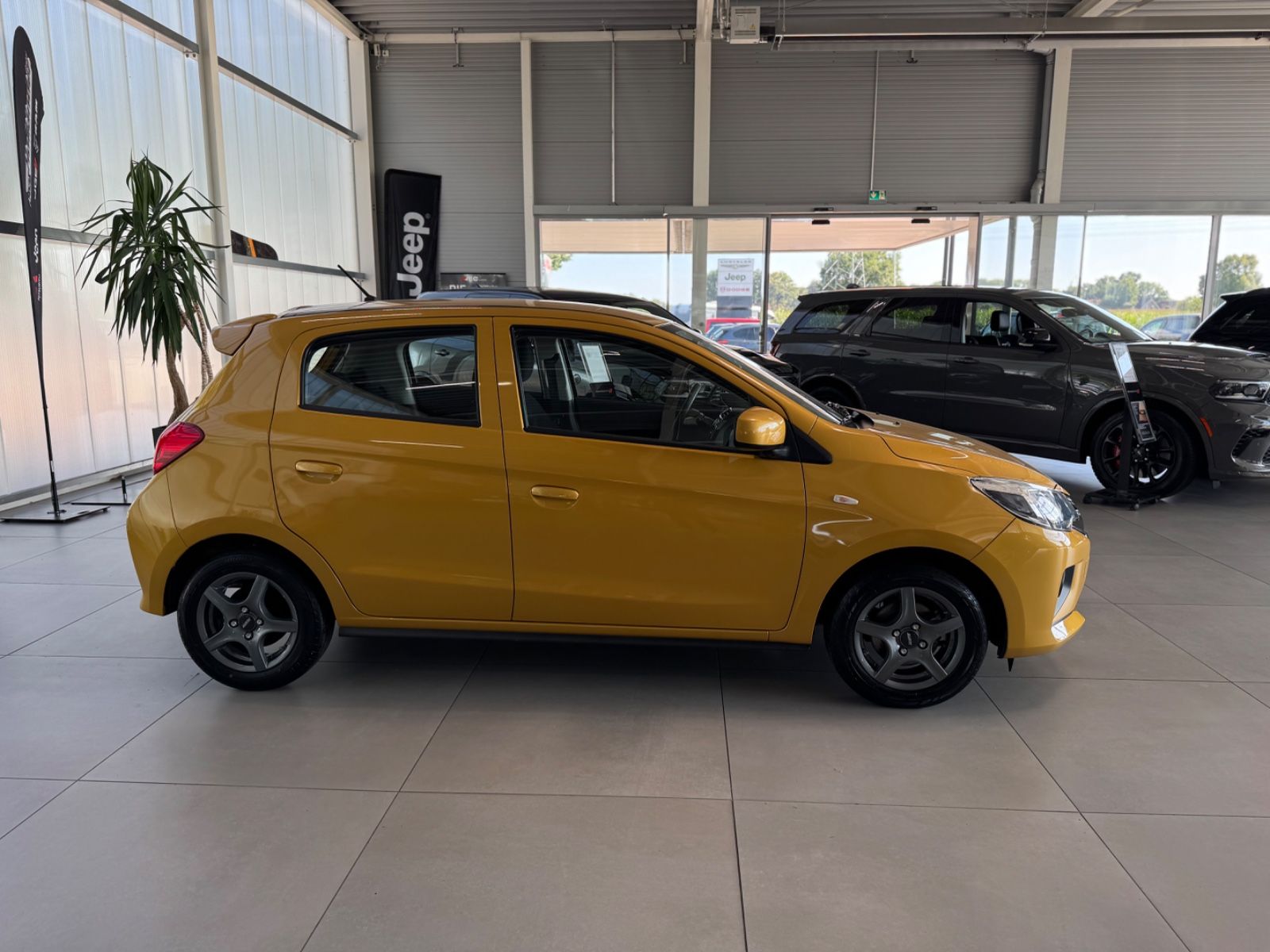 Fahrzeugabbildung Mitsubishi Space Star 1,2 Select Klima Alufelgen TOP