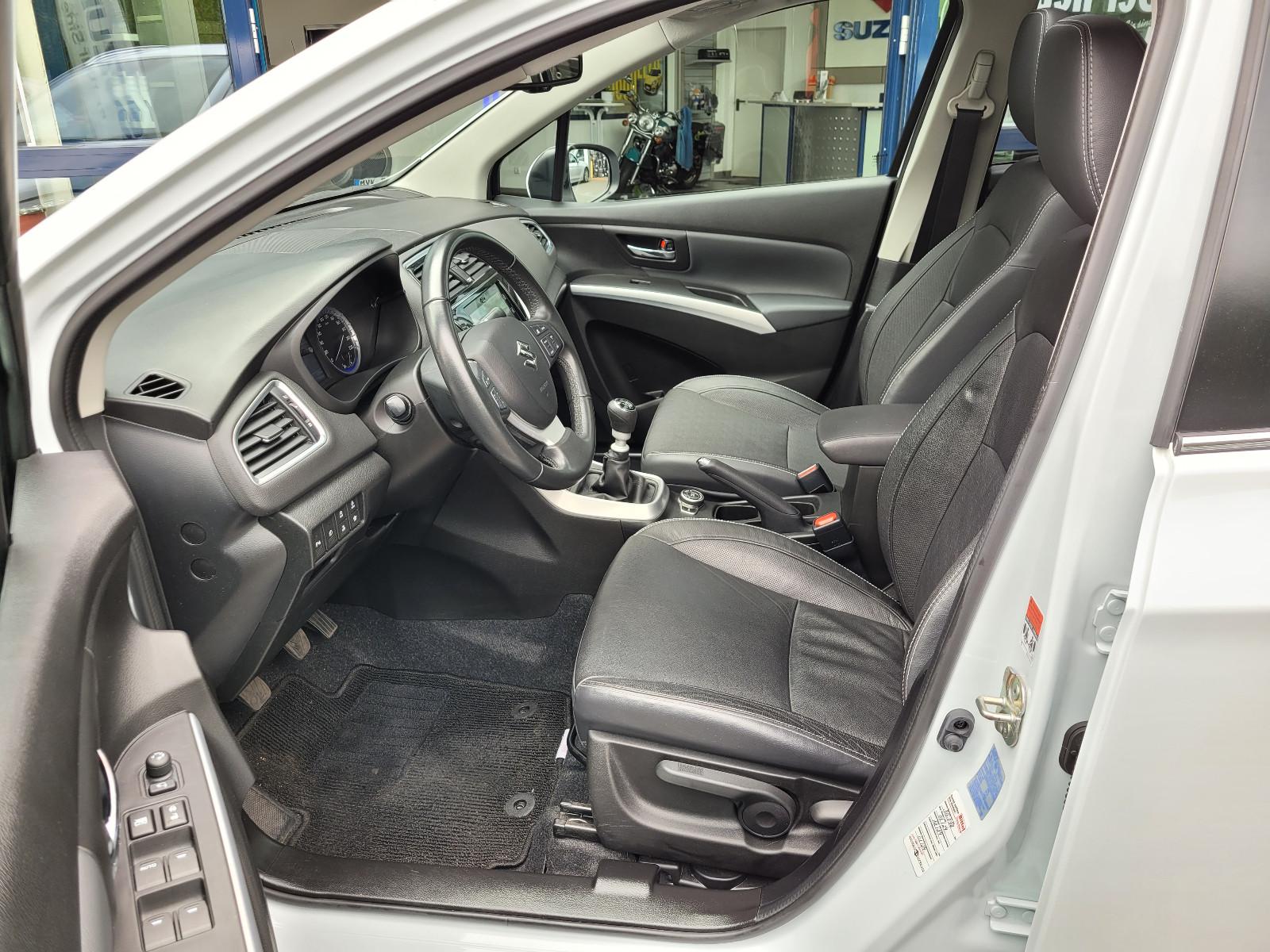Suzuki (SX4) S-Cross