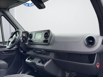 Mercedes Sprinter - 12