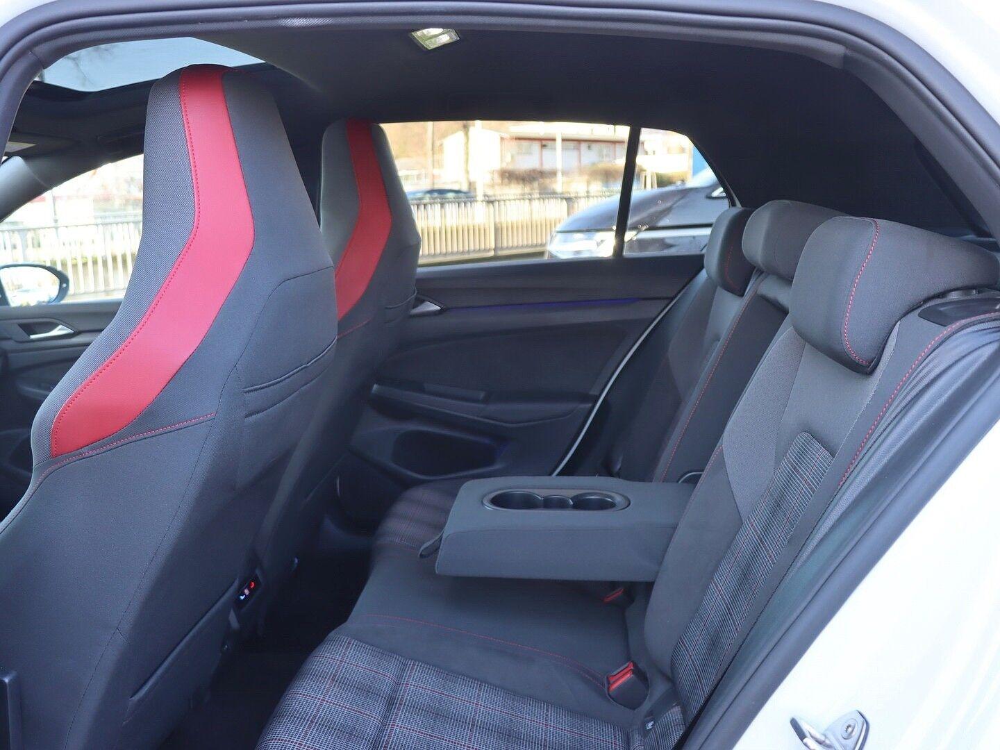 Volkswagen Golf GTI VIII 2.0 TSI OPF DSG PANO/LED/PDC/SITZH, миниатюра 5