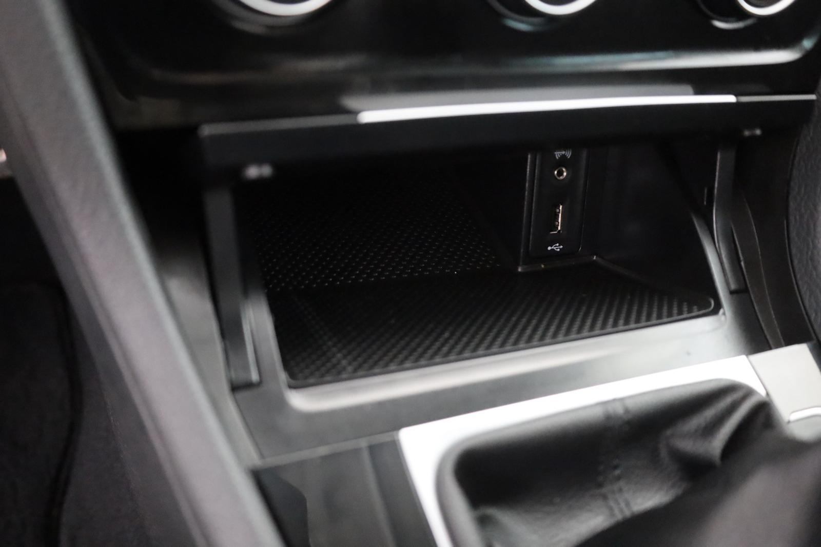 Volkswagen Golf VII Variant 1.4 TSI Sound LED Navi ACC PDC