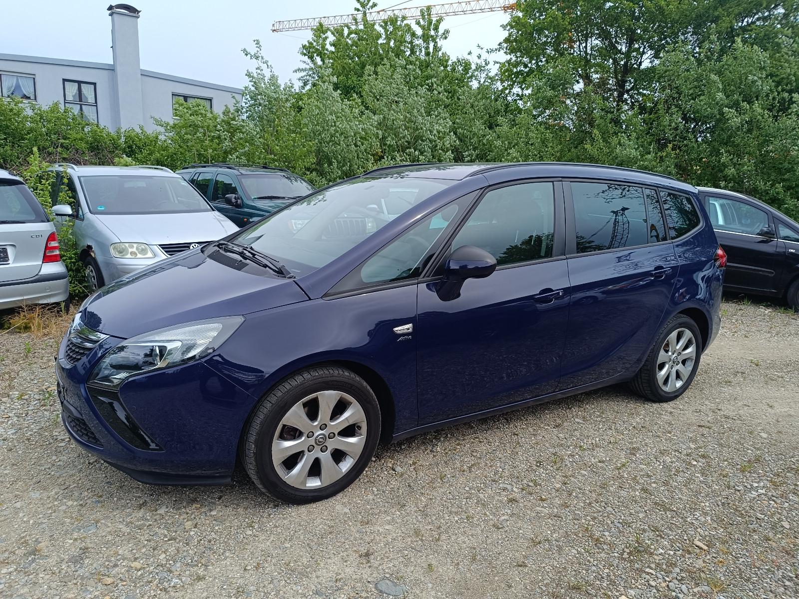 Opel Zafira C Tourer Act.  "1.Hd. *198900 km*HU:neu