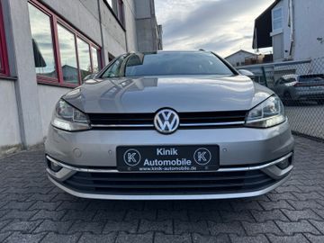 Volkswagen Golf - 2