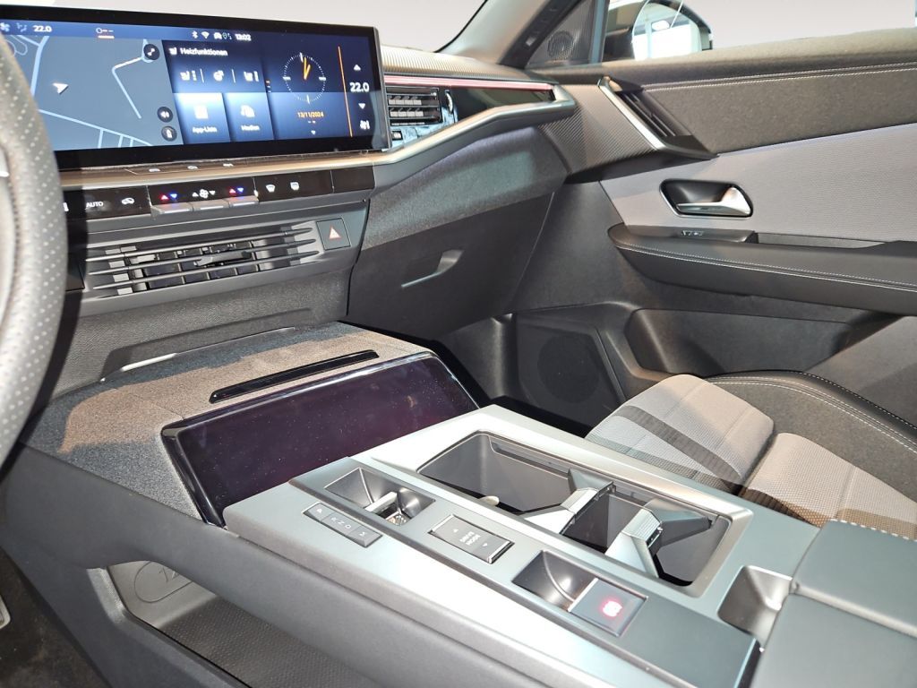 Fahrzeugabbildung Opel Grandland 1.2 DI Hybrid 48 V Automatik GS