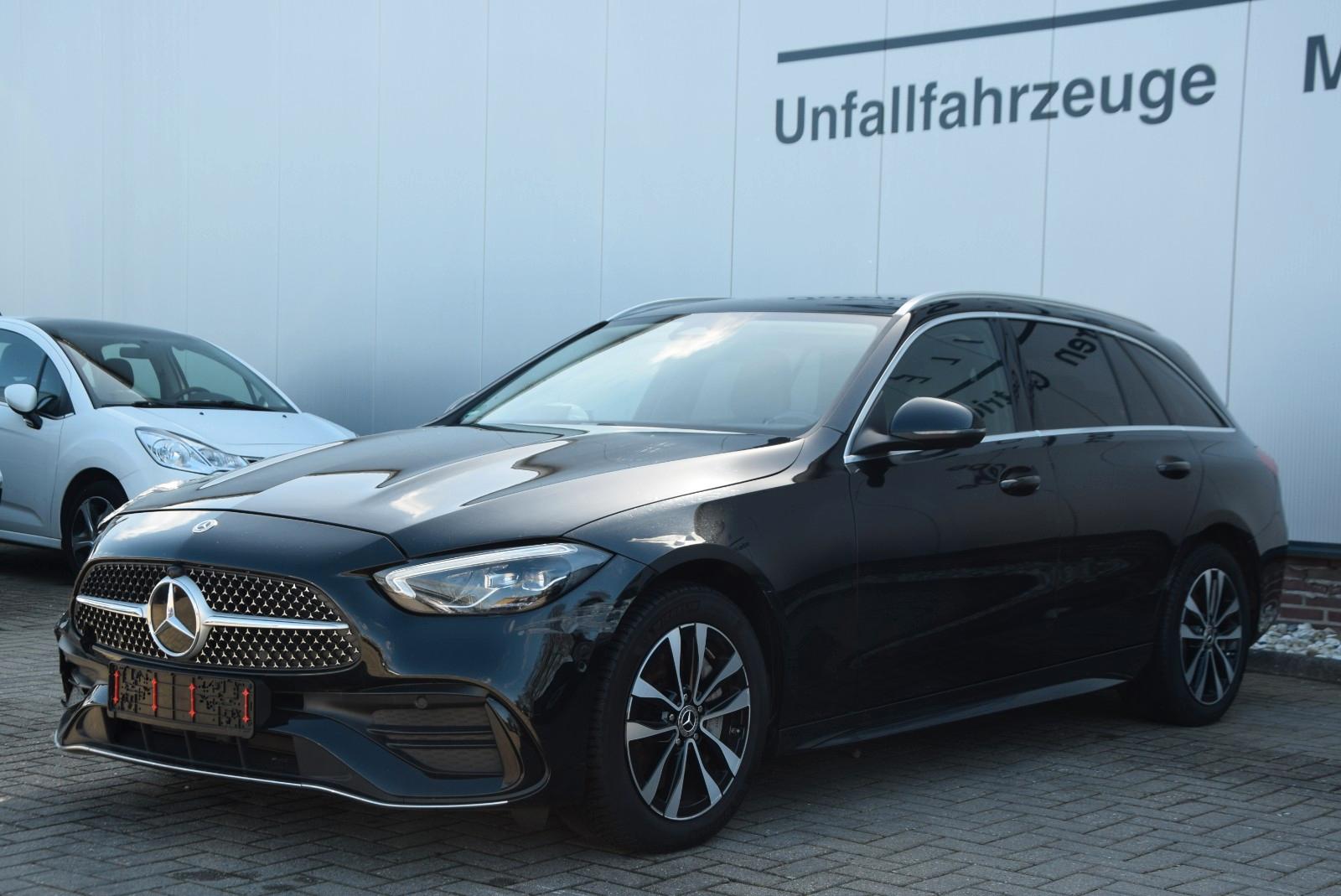 Mercedes-Benz C 220d AMG Line T-Modell, Pano, AHK, Kamera