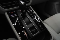 PORSCHE Macan S*CHRONO*PANO*PDLS+*ACC*360*BICOLOR*MEMORY PORSCHE Macan S*CHRONO*PANO*PDLS+*ACC*360*BICOLOR*MEMORY