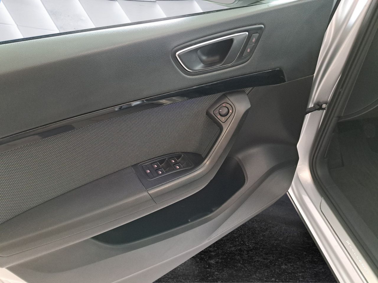 Seat Ateca 1.5 TSI ACT Xcellence NAVI LED SHZ PDC ACC foto 13