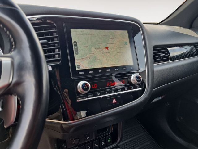 Outlander 2.4 4WD Plug-In Hybrid Diamant