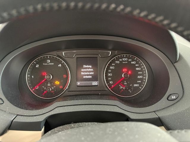 Q3 S-Line 2.0TDI S-TRON QUATTRO LED NAV AHK eHEC