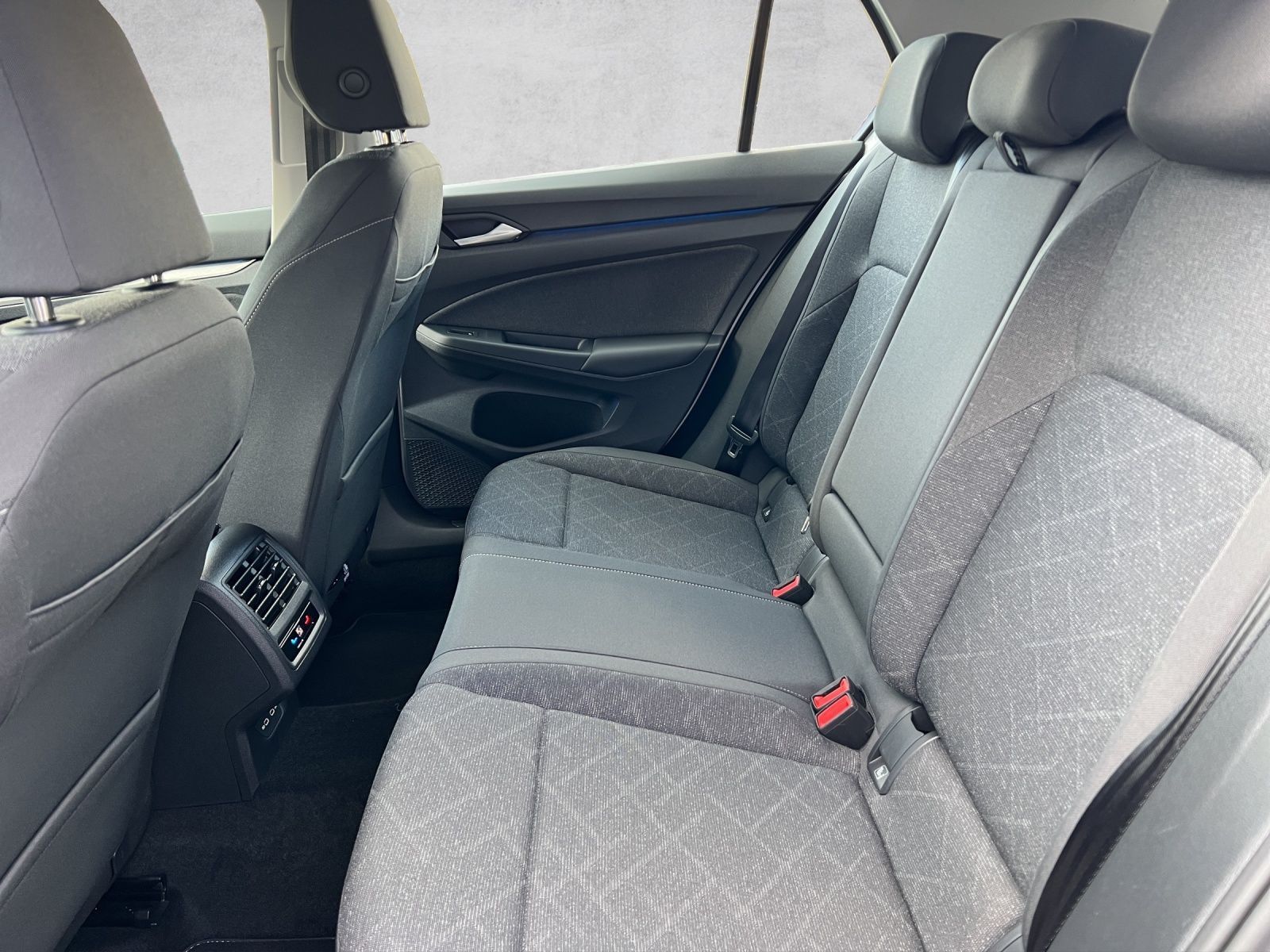 Golf VIII Life 2.0 TDI DSG*Navi*ACC*LED