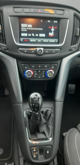 Opel Zafira Tourer - Opel: Firmenfahrzeug