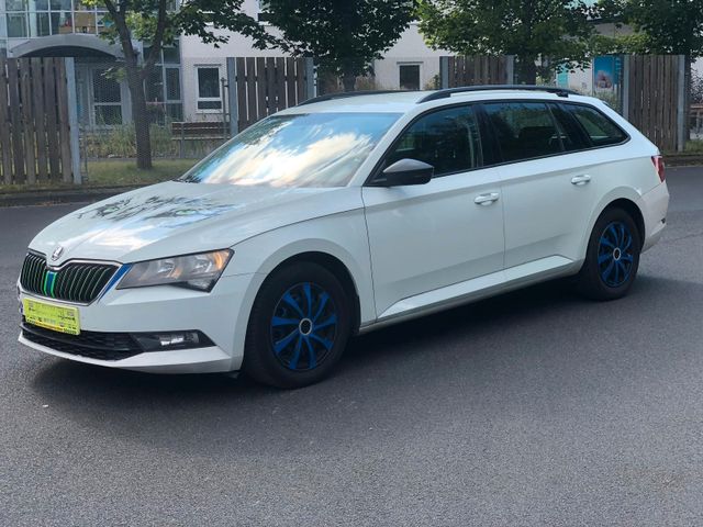 Skoda Superb Combi Active 2.0 Diesel