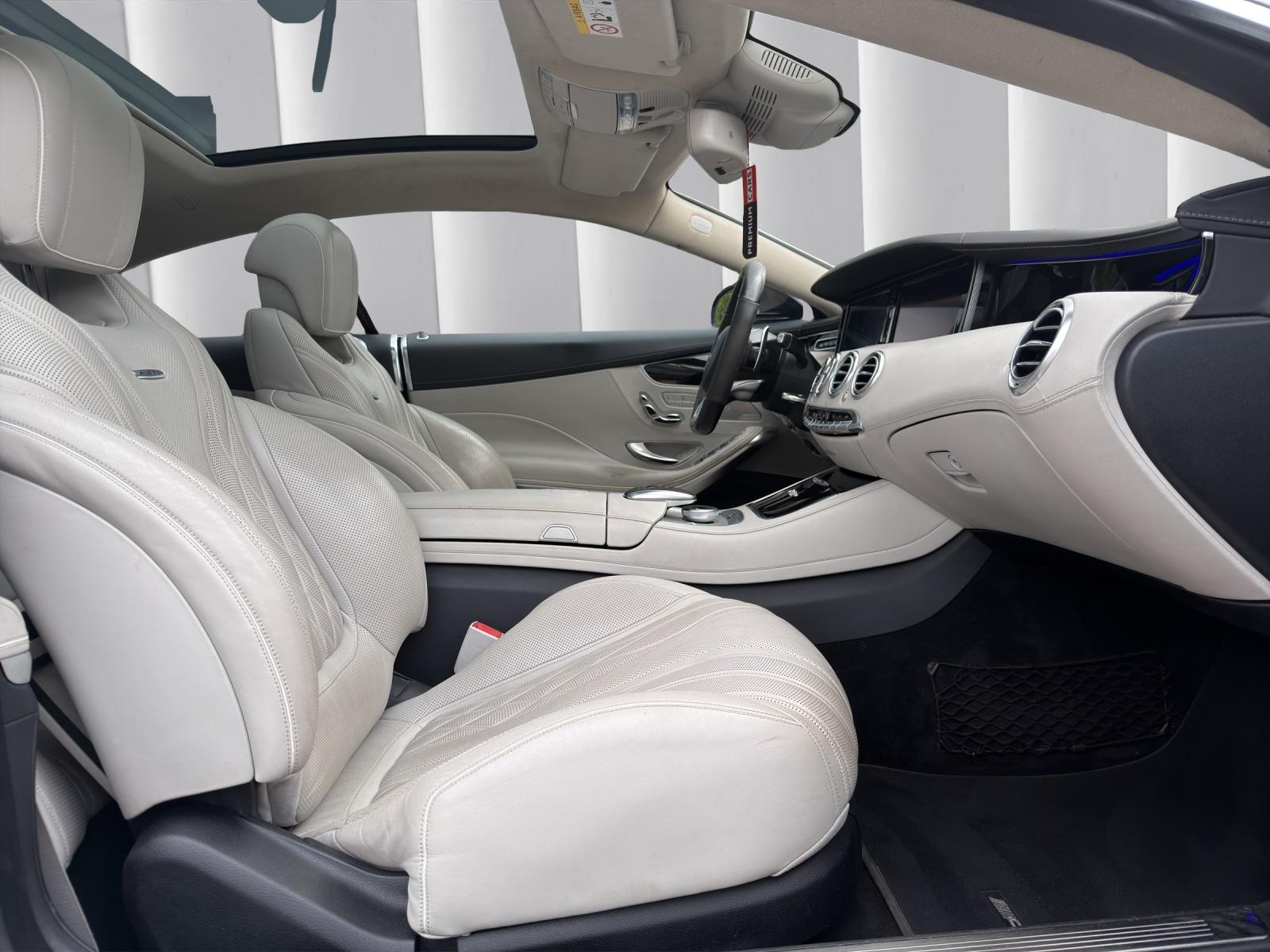 Mercedes-Benz S 63 AMG Coupe 4Matic *Swarovski*Garantie*Finanz