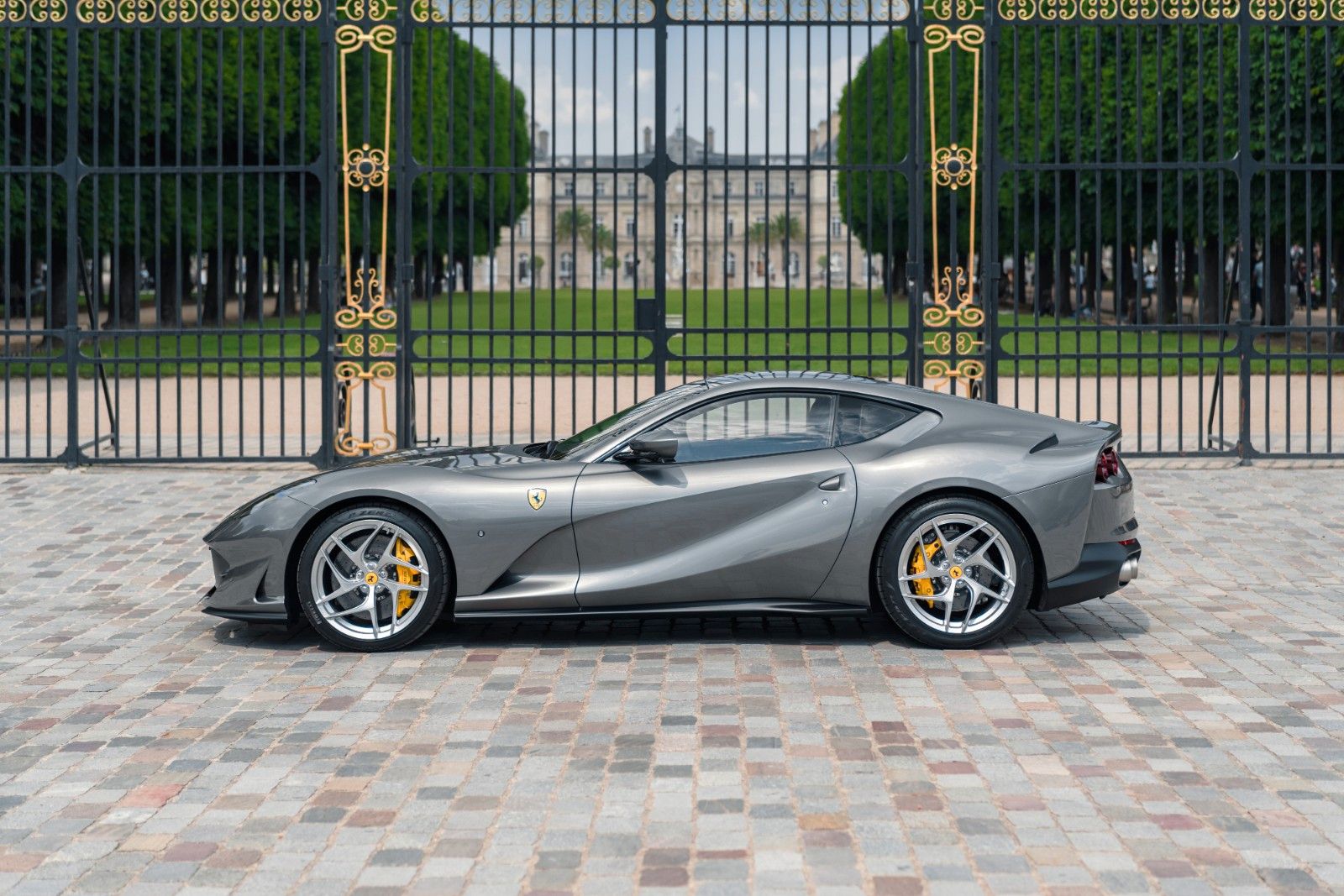 Ferrari 812 6.5 V12 Superfast - 11 500 kms, Xpel PPF imagem 2
