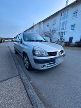Renault Clio  1. Hand - gebrauchte Renault Clio aus dem Jahr 2002