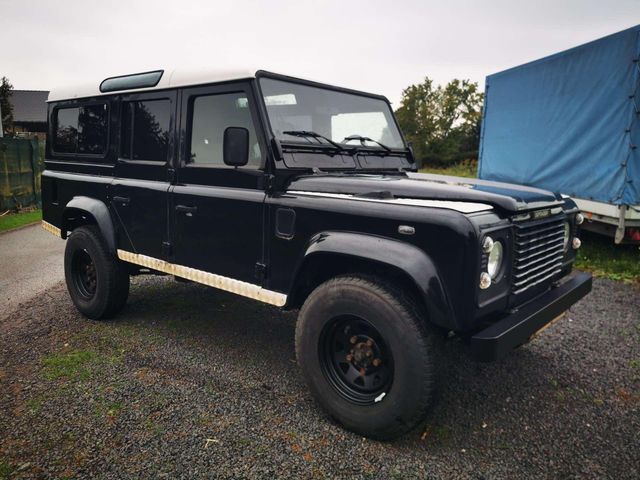 Land Rover Defender 110 Station Wagon S