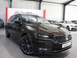 Skoda Superb Combi 1.8 TSI DSG STYLE / SCHW.AHK, XENON - Skoda Superb mit Benzin-Antrieb: Kombi, 1.8