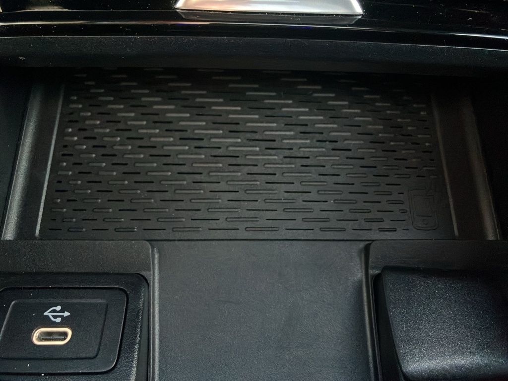 Fahrzeugabbildung Mercedes-Benz GLA 220 d 4M AMG*NIGHT*AHK*PANO*DISTR*MEMO*360°