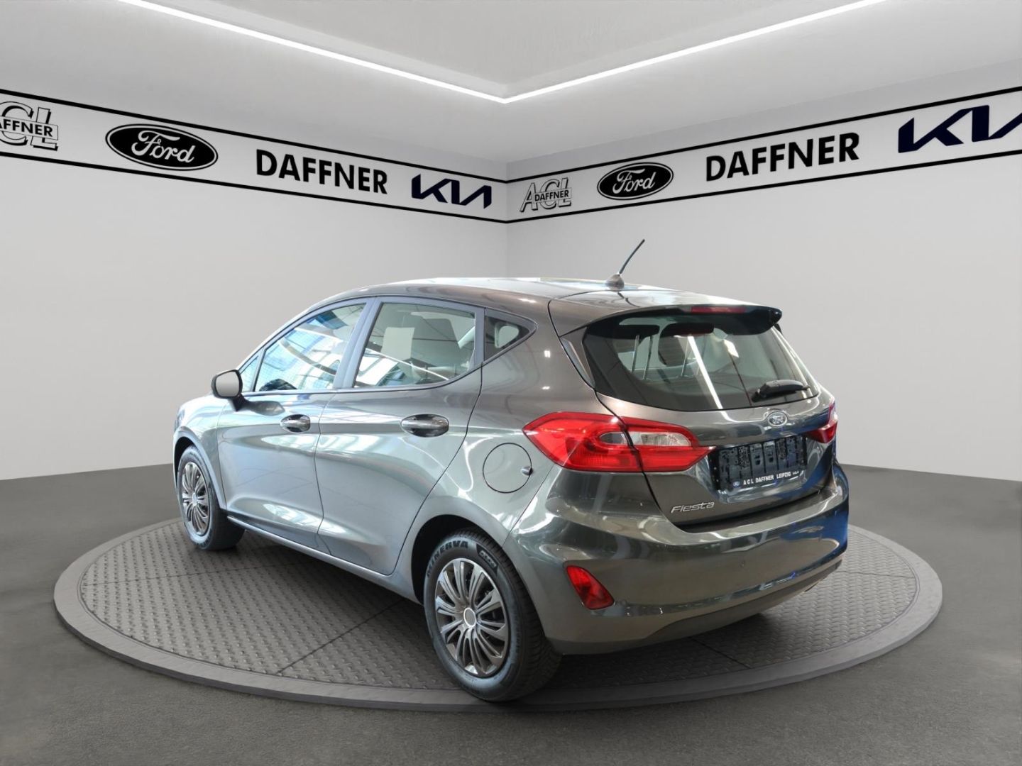 Fahrzeugabbildung Ford Fiesta Trend Apple CarPlay Android Auto WLAN Spu