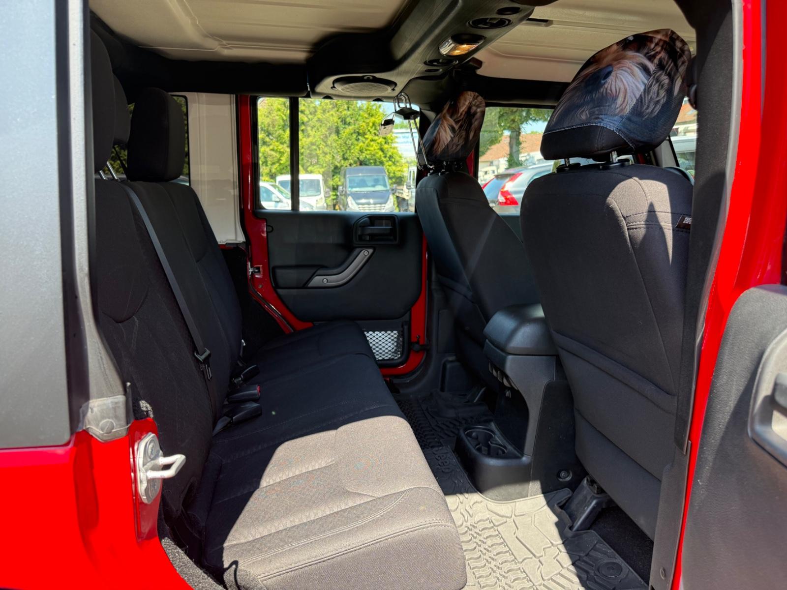 JEEP WRANGLER UNLIMITED / CABRIOLET SPORT 200 ch 4X4 BVA - VOLANT EN CUIR - ORDINATEUR DE BORD EVIC - JANTES ALLIAGE