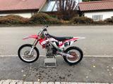 Honda CRF 250 R - HONDA CR250R