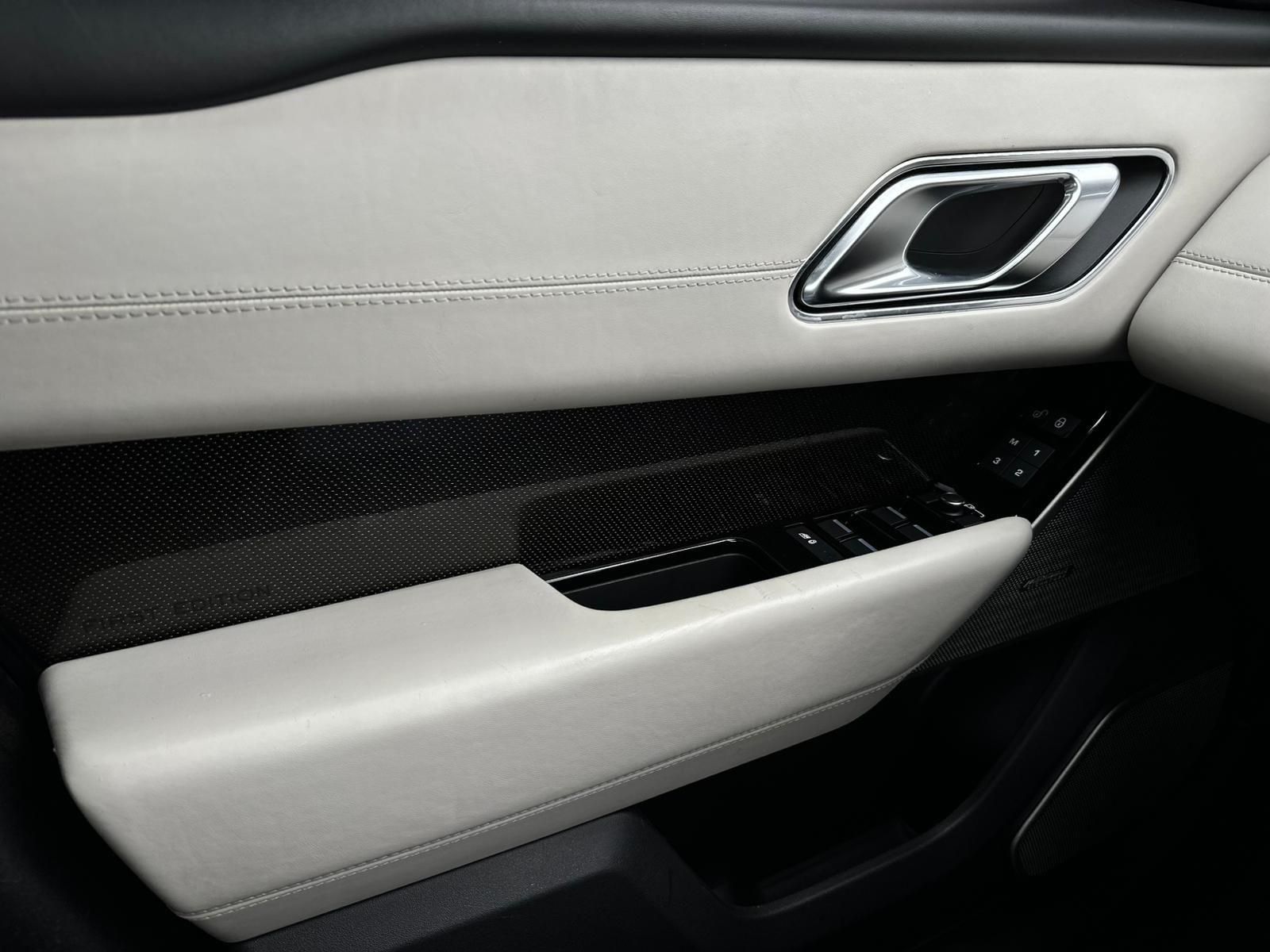 LAND ROVER Range Rover Velar P380HSE R DYNAMIC FIRST ED 4WD - Image 19