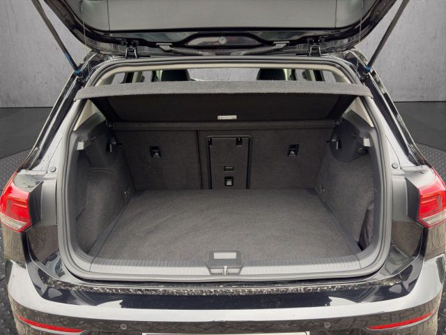 Golf VIII Life 1.5 eTSI DSG/NAVI/L+S/SHZ/LED/