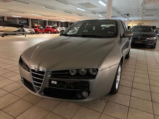 Alfa Romeo 159 Sportwagon 2.2 JTS 16V Distinctive/TÜV/KIIMA