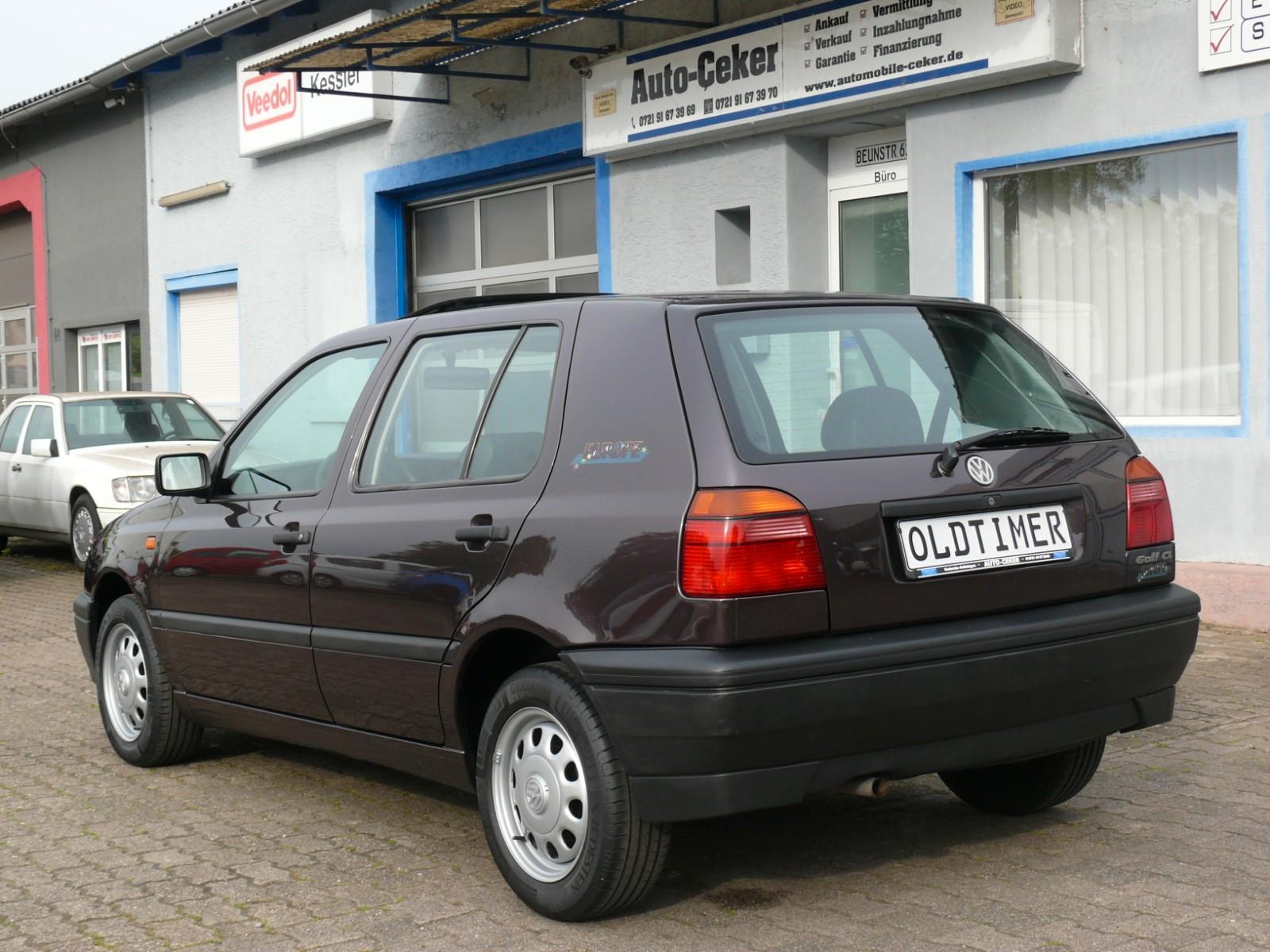 Volkswagen Golf 1.6 Europe"Servo"ZV"Schiebedach"Airbags"