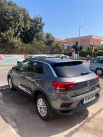 Volkswagen T-Roc - 8