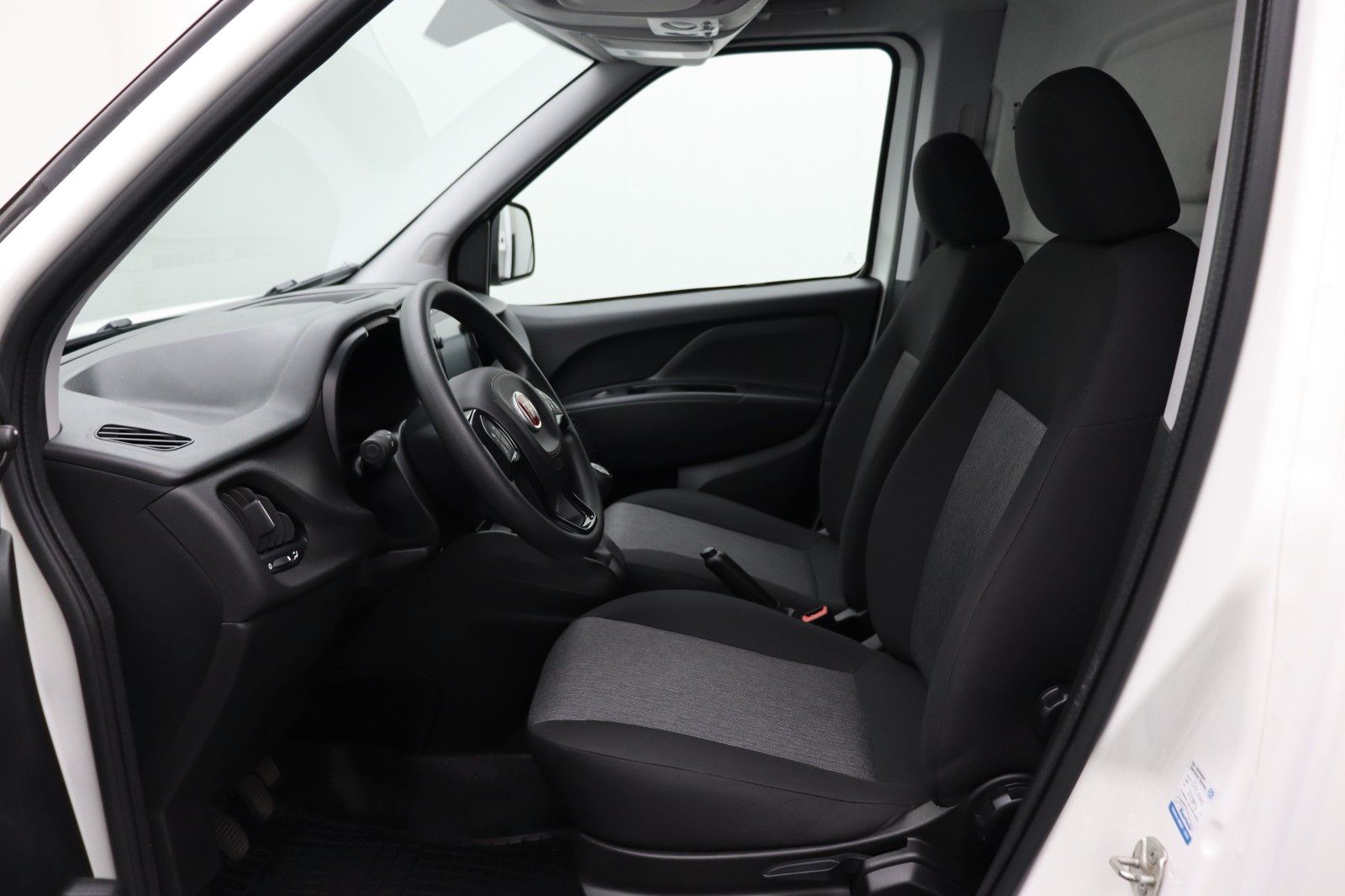 Fahrzeugabbildung Fiat Doblò SX Maxi Kasten