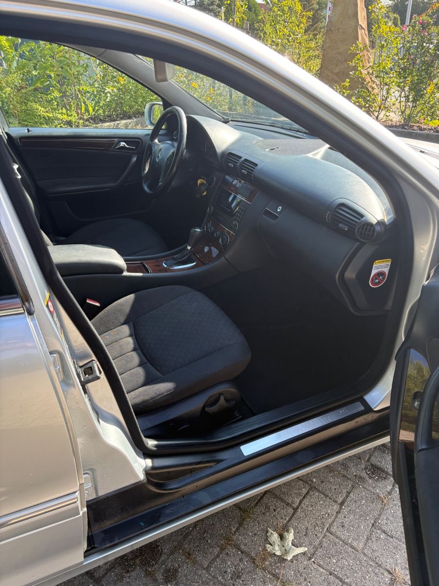 Foto 6 van MERCEDES-BENZ C 220