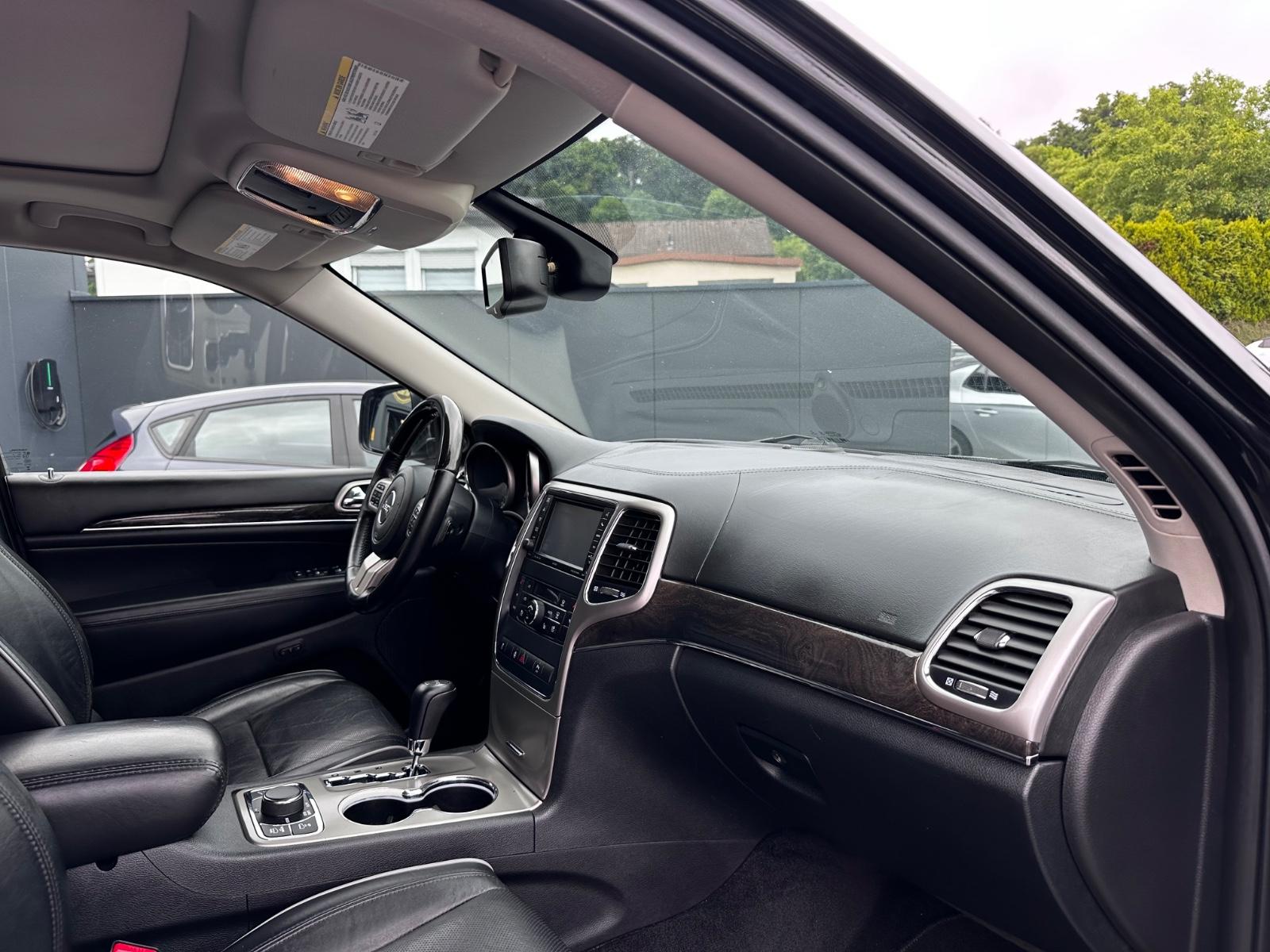 Jeep Grand Cherokee 3.0 CRD Overland | 241 ch | BVA | Cuir | GPS | Suspension pneumatique | Sièges chauffants | Attelage