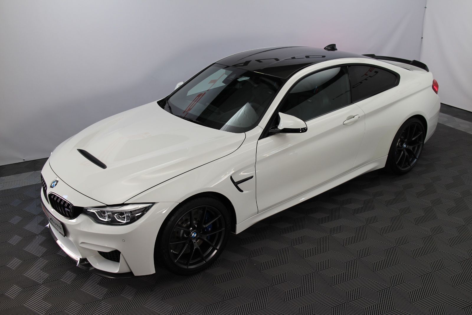 BMW M4 CS Head-Up M Driver's foto 4
