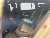 BMW 330 - Vorschau Bild 13