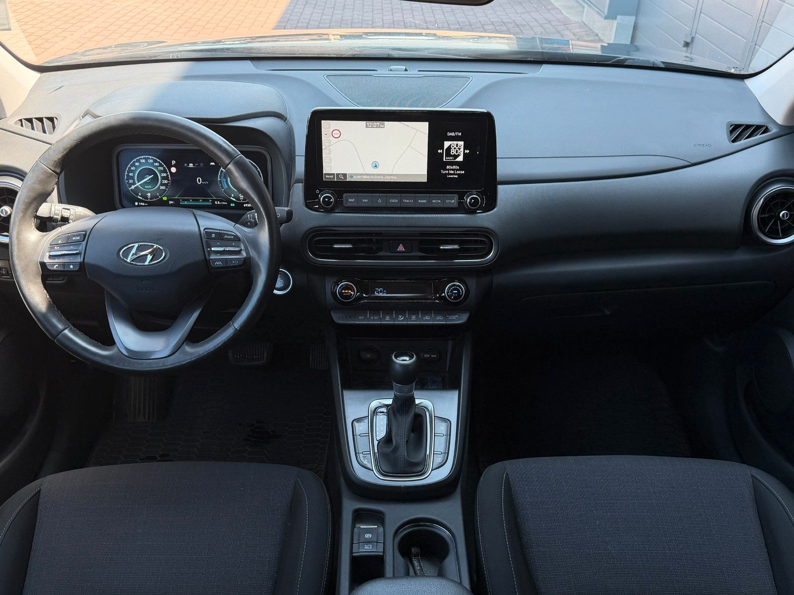 Fahrzeugabbildung Hyundai Hyundai KONA 1.6 GDi Hybrid Trend *Navi*LED*RFK*