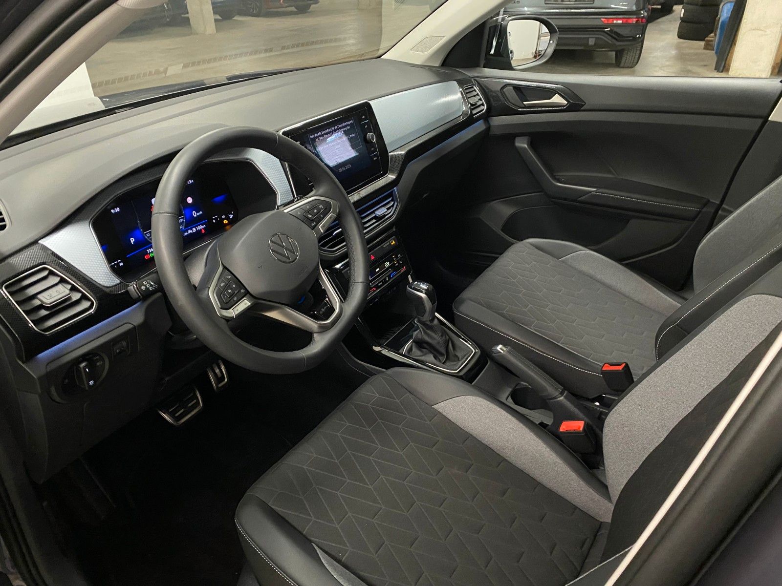 Volkswagen T-Cross - Bild 8