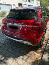 Mercedes-Benz GLA 180 X156  gepflegt & zu... - Mercedes-Benz GLA X156