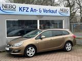 Opel Astra J Sports Tourer Energy Schiebedach - Opel Astra: Energy