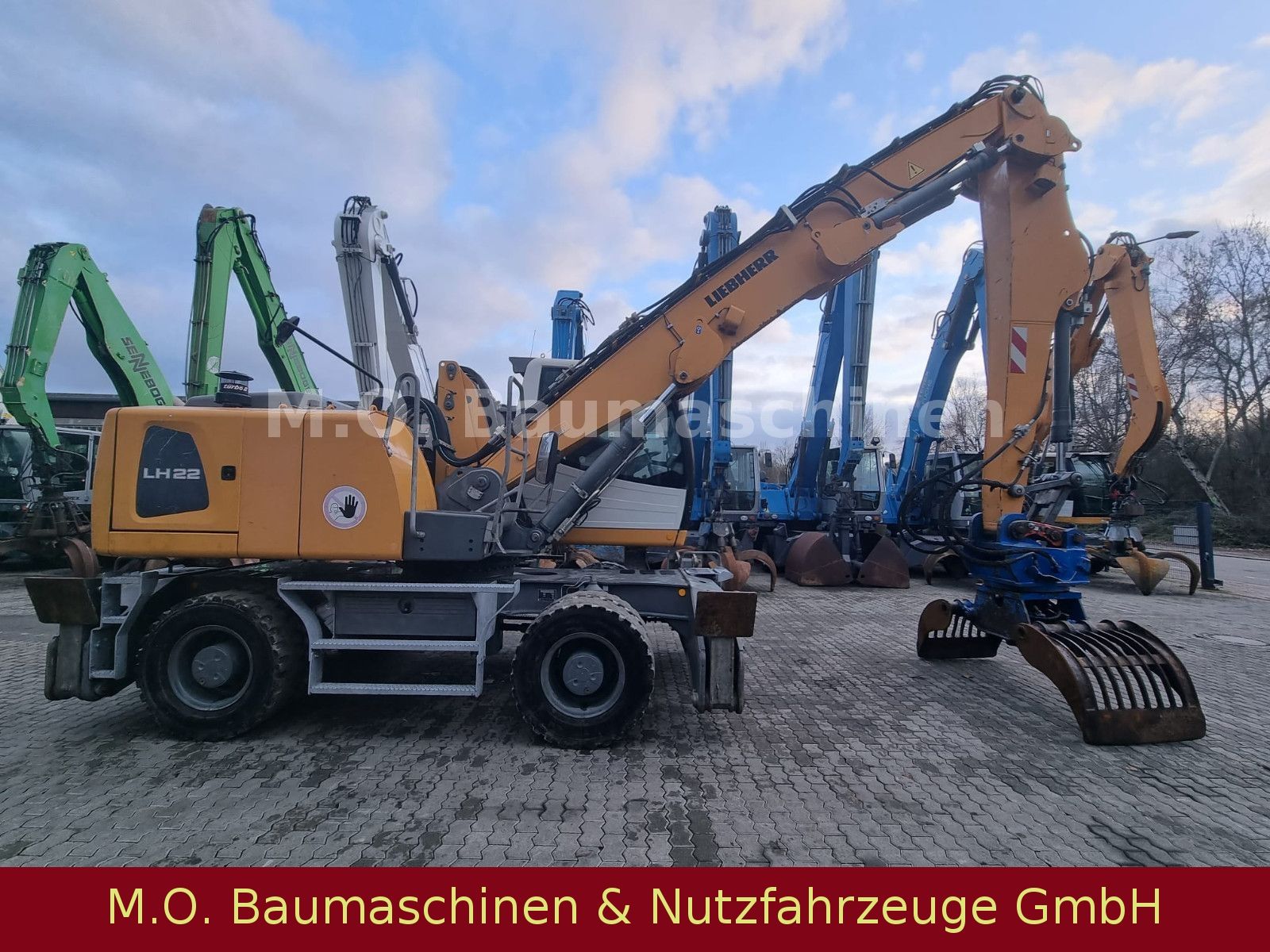 Fahrzeugabbildung Liebherr LH 22 M Litronic / AC / ZSA / Sortiergreifer /